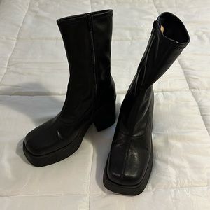 Steve Madden Klayton Black Platform 70’s style Boots